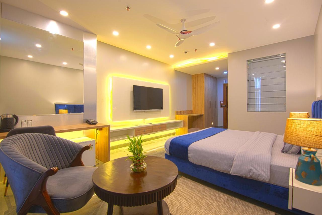 Hotel Bay Laurel Retreat Faridabad Exterior photo
