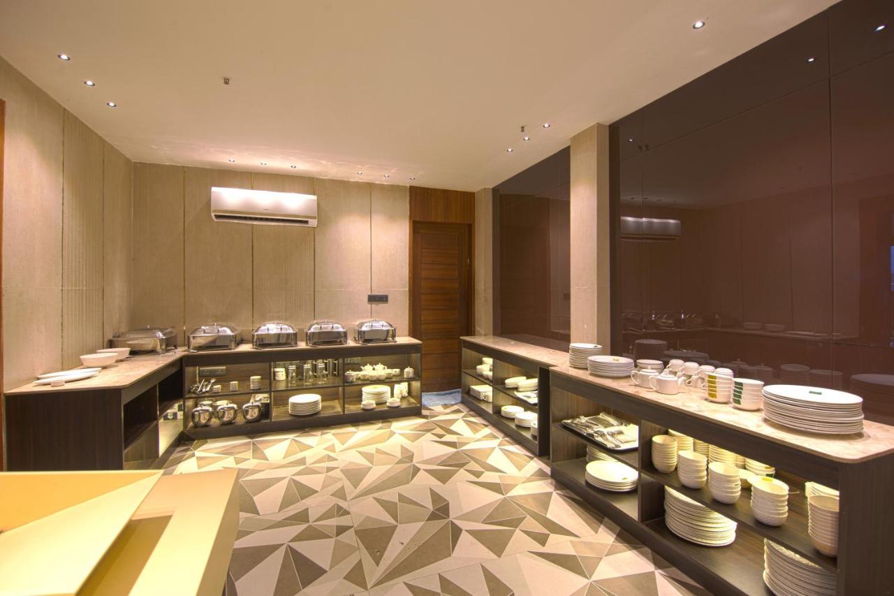 Hotel Bay Laurel Retreat Faridabad Exterior photo